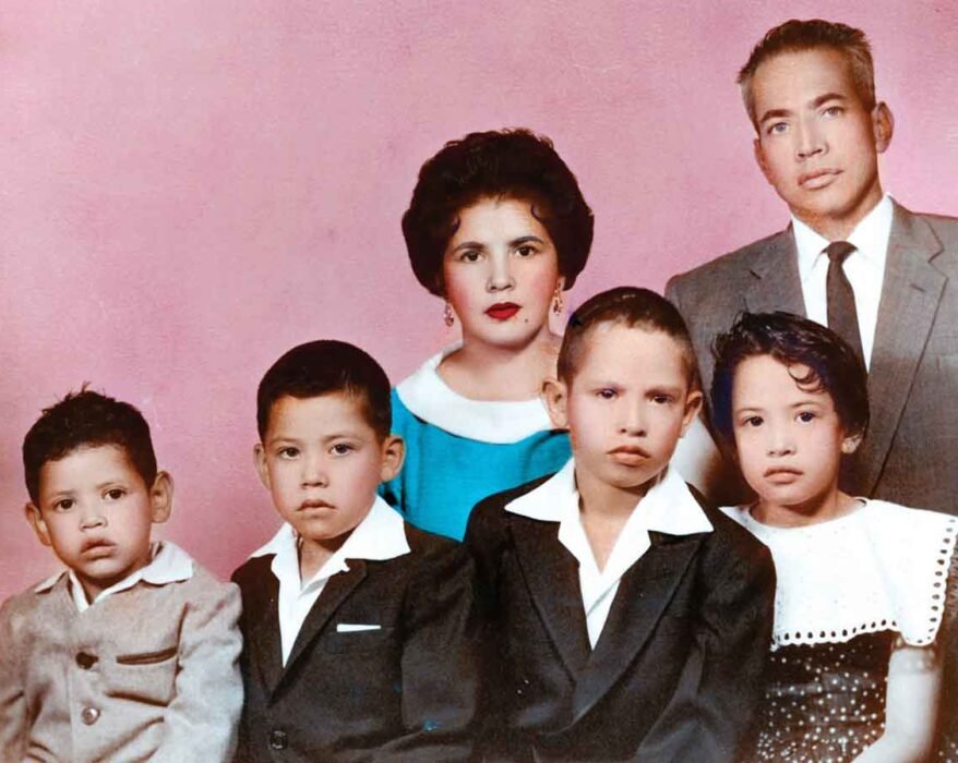 La pasión que transcurre en el tiempo: El romance de una pareja que superó las adversidades y se convirtió en leyenda.